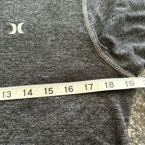 ** Men Hurley by Buckle - Grey LS π₯π₯. Grey and lightweight. Sz small! - Picture 6 of 9